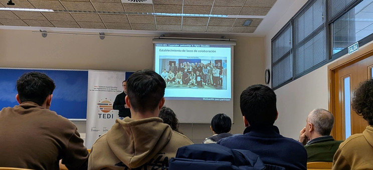 Presentation meeting with students of the University of Oviedo focused on upcoming TEDI pilot training courses.