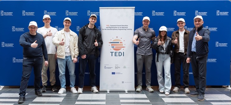 Students depart for Kaunas for the on-site phase of Training 3